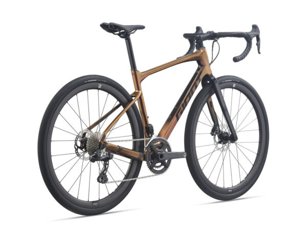 Giant Revolt Advanced PRO 1